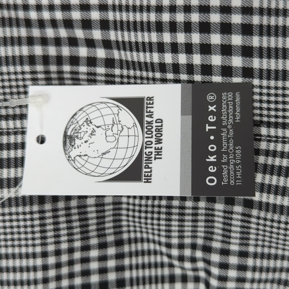 Sean John Men's Shirt Long Sleeves Black and White Plaid Regular Fit 14.5 32/33 - Picture 6 of 8